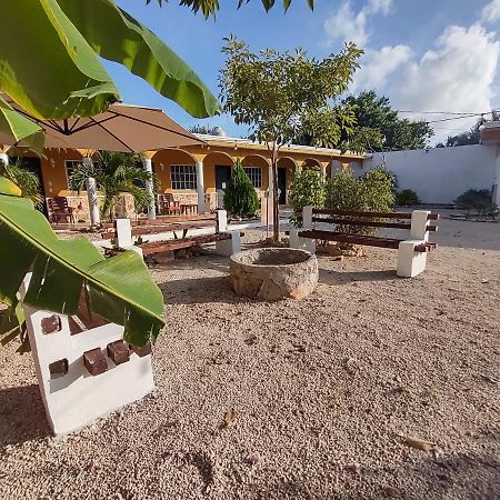 Hotel Villa Gabriela - Restaurant, Bikes ,Lands Tours Celestun Bagian luar foto