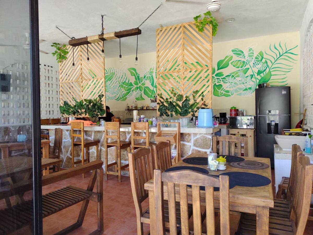 Hotel Villa Gabriela - Restaurant, Bikes ,Lands Tours Celestun Bagian luar foto
