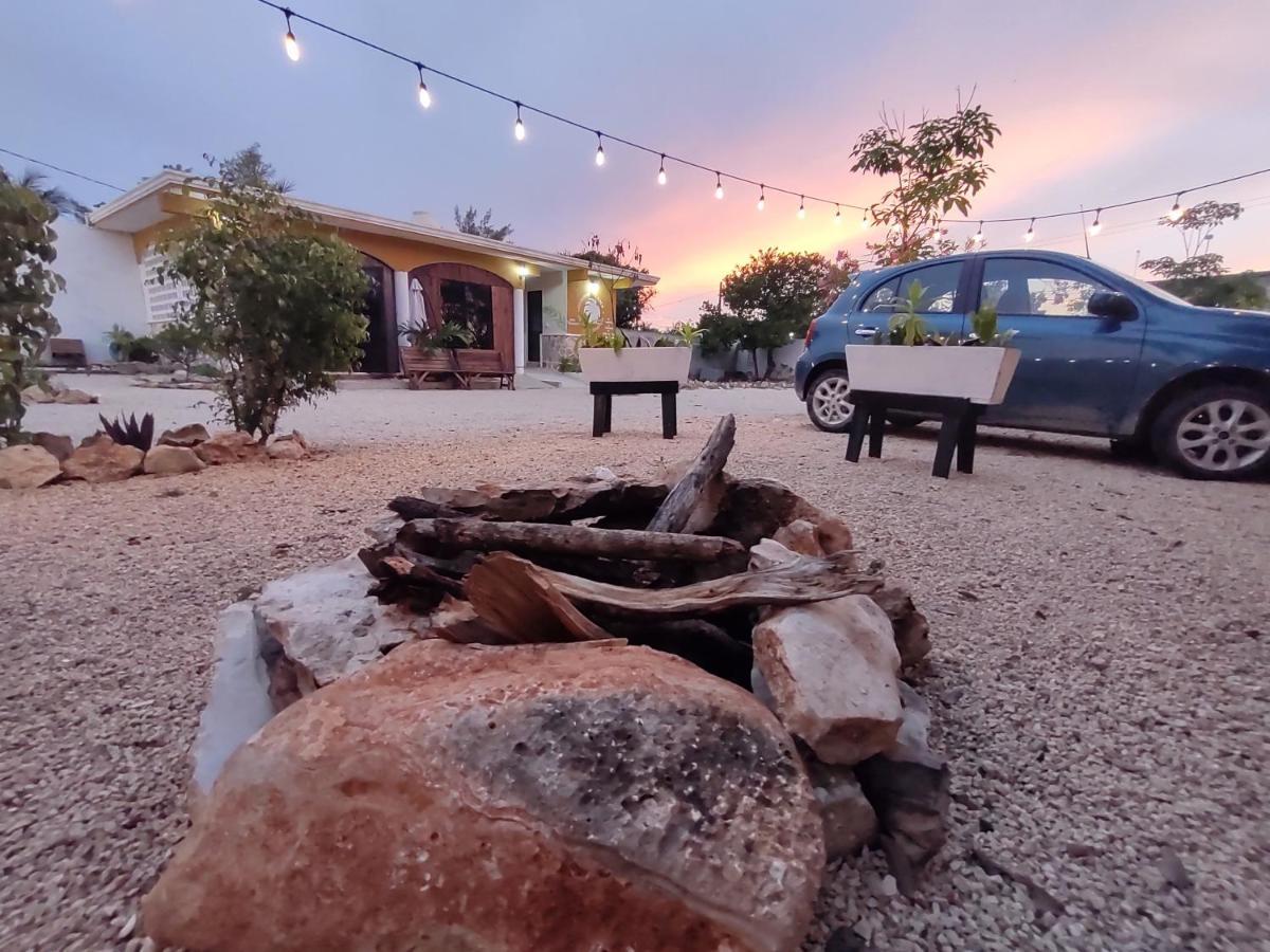 Hotel Villa Gabriela - Restaurant, Bikes ,Lands Tours Celestun Bagian luar foto