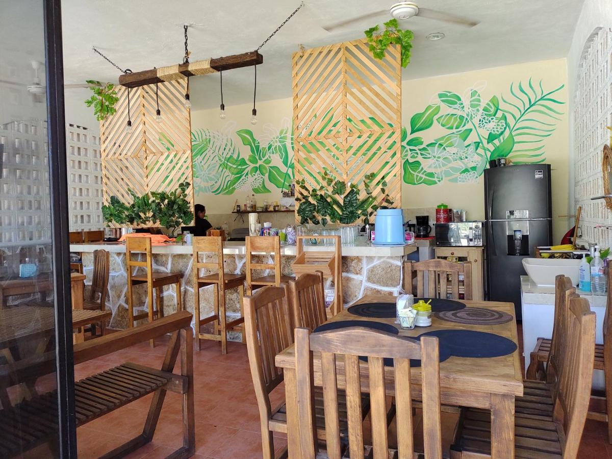 Hotel Villa Gabriela - Restaurant, Bikes ,Lands Tours Celestun Bagian luar foto