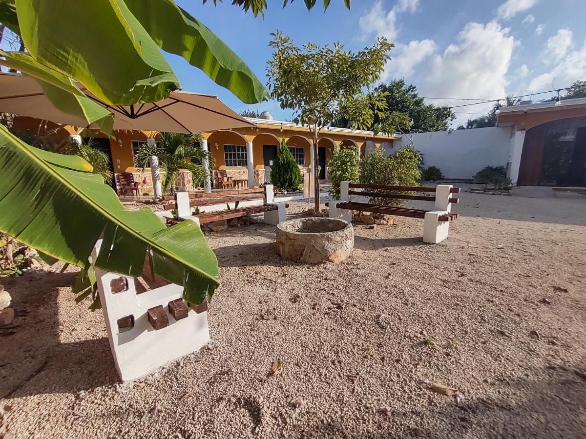 Hotel Villa Gabriela - Restaurant, Bikes ,Lands Tours Celestun Bagian luar foto